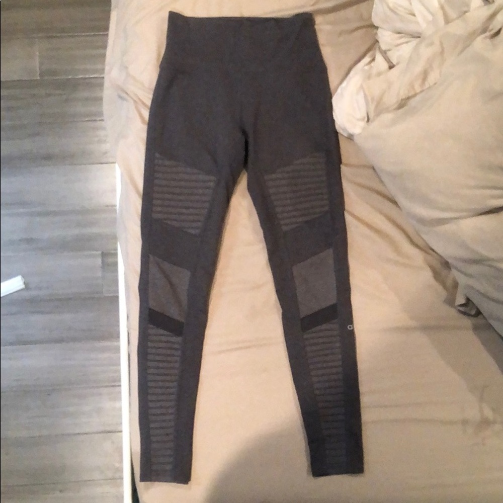EUC High waist gray moto Alo yoga leggings